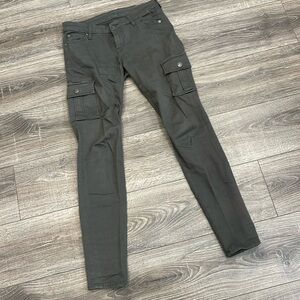 7 for all mankind army green cargo JEANS SIZE 26